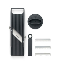 Global Vegetable Slicer with 3 Blades Medium 9.5cm
